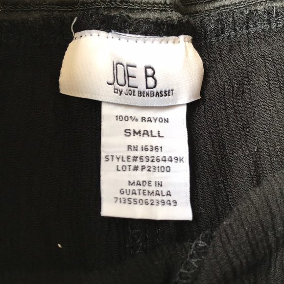 Shorts - Picture 4 of 4